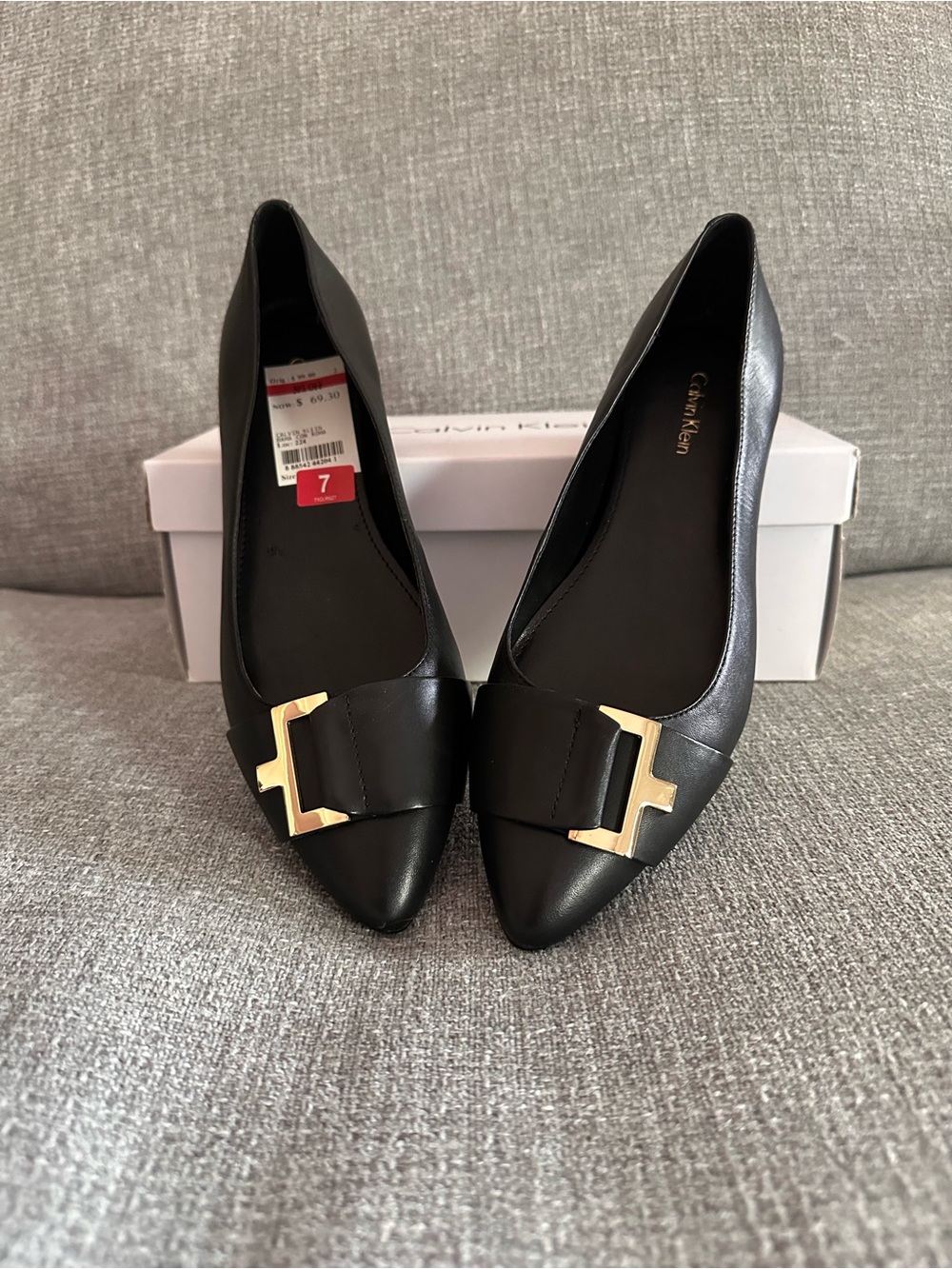 NWT 7M Calvin Klein Black Pointed Leather Flats with Gold Buckle